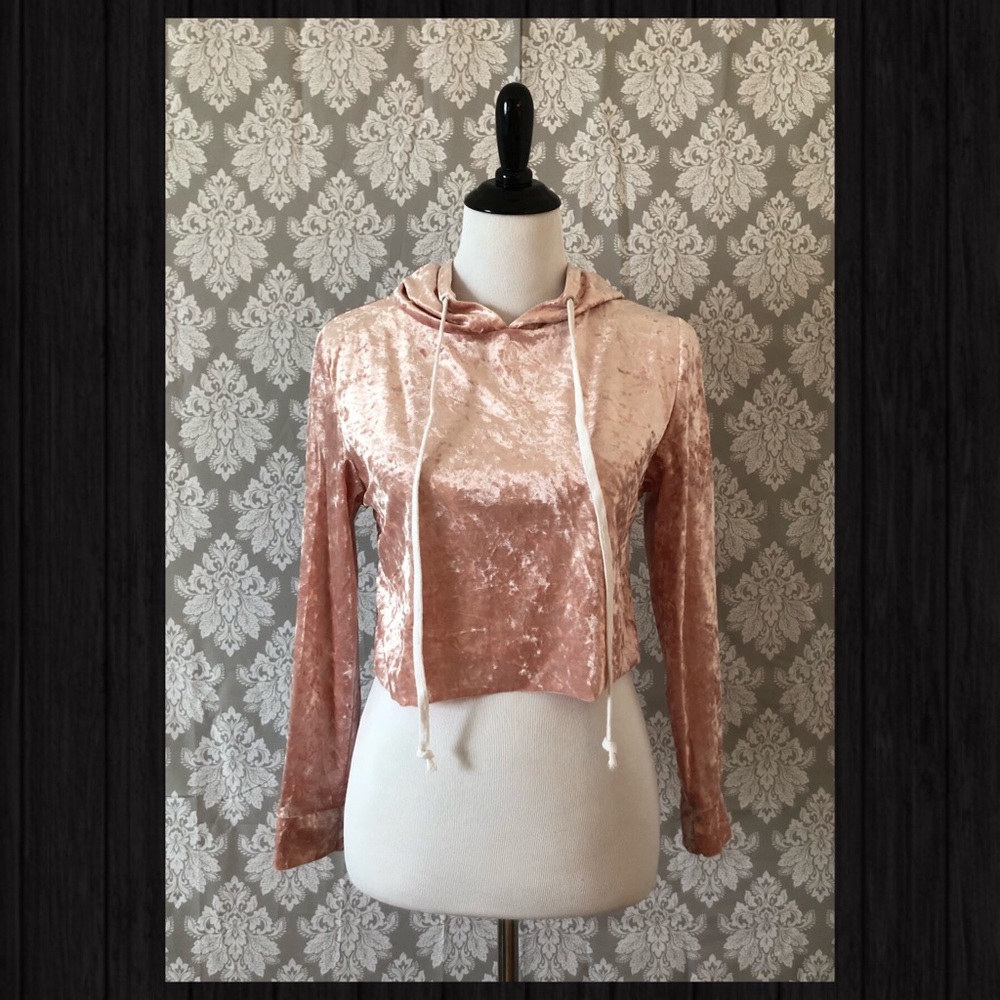 💥Crushed Velvet Hoodie Crop Top💥